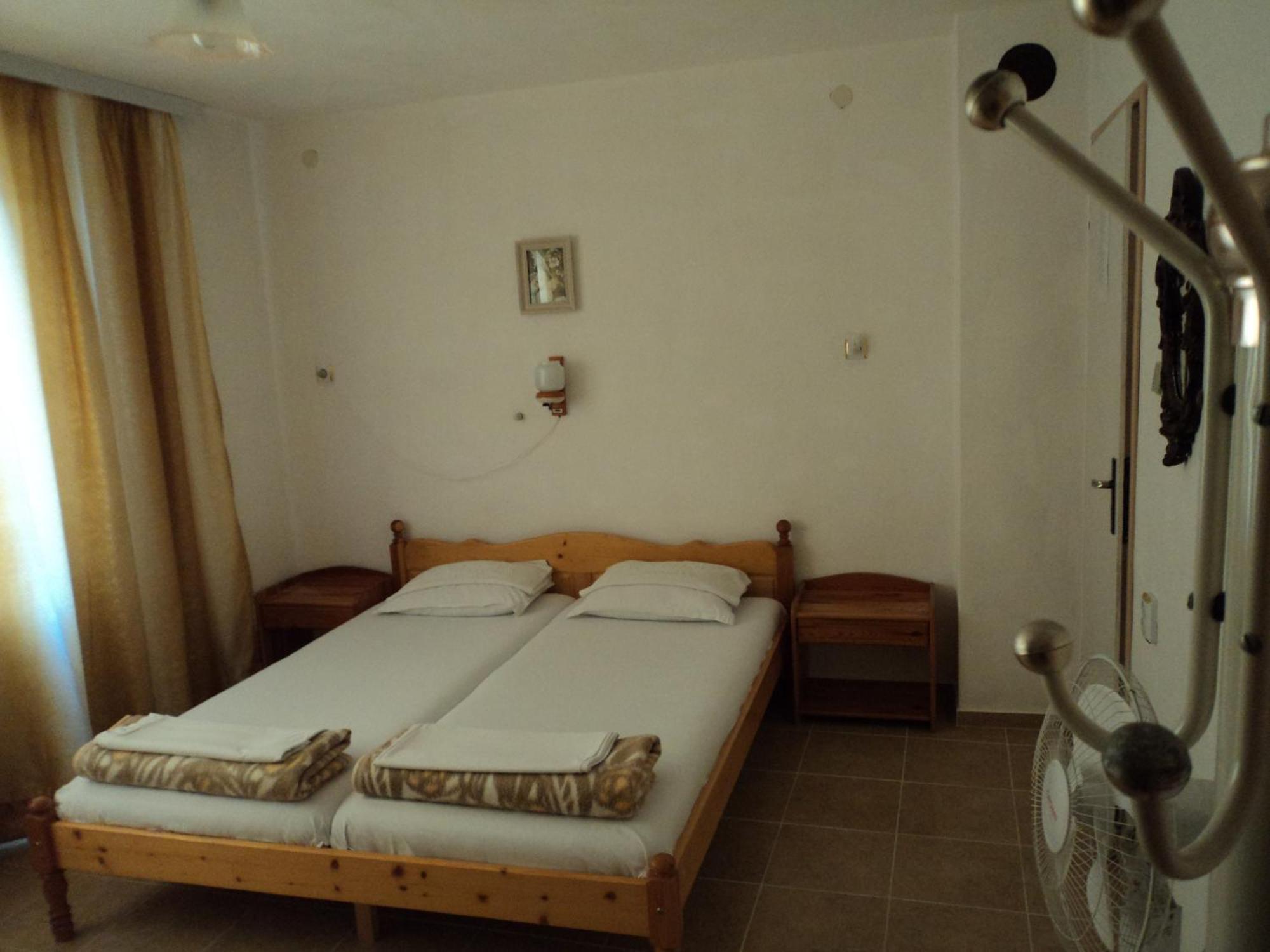 Guest House Drazhev Обзор Экстерьер фото